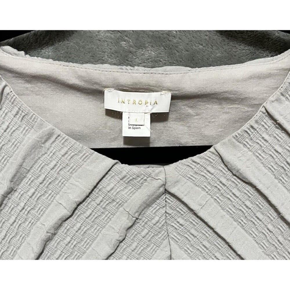 INTROPIA ANTHROPOLOGIE Gray Shirt Textured Pleated Gray Large Normcore - Picture 3 of 8
